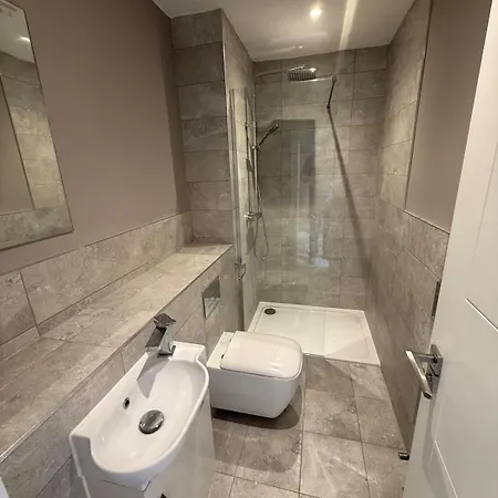 Mill Mews * ريبون
